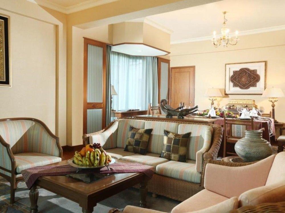 Готель Hilton Мандалай Екстер'єр фото